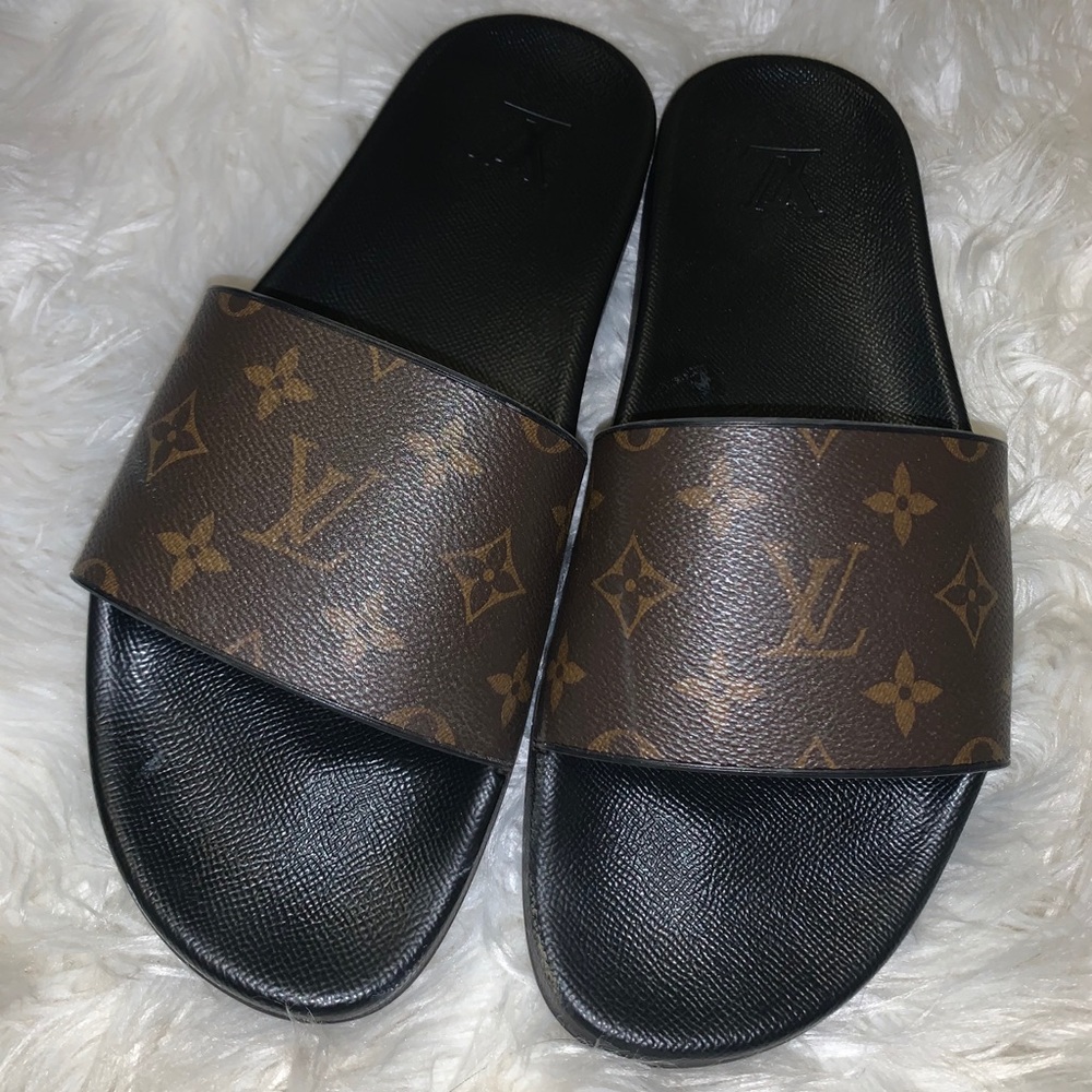 Louis slippers